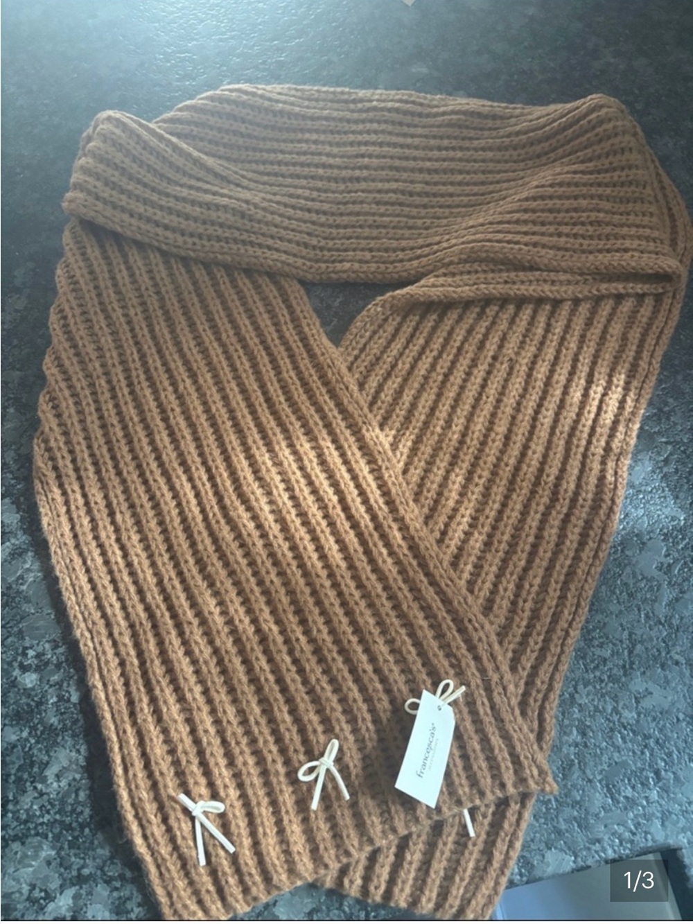 NWT Francesca’s Coquette Bow Chunky Ribbed Knit Scarf Camel Brown Tan